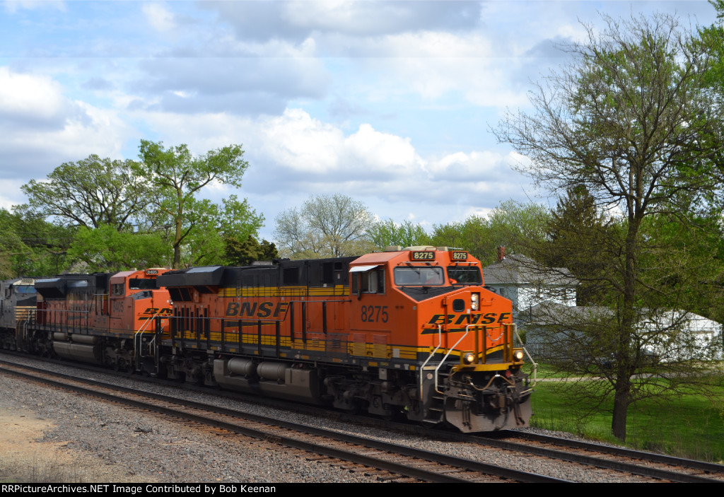 BNSF 8275